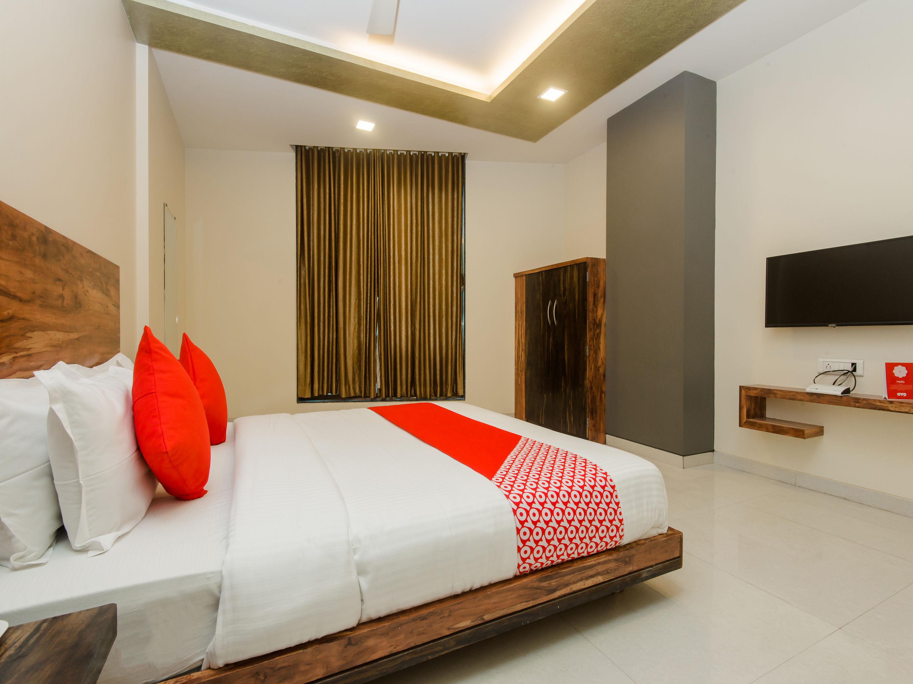 Hotel Sai Comforts Bapane Exterior foto