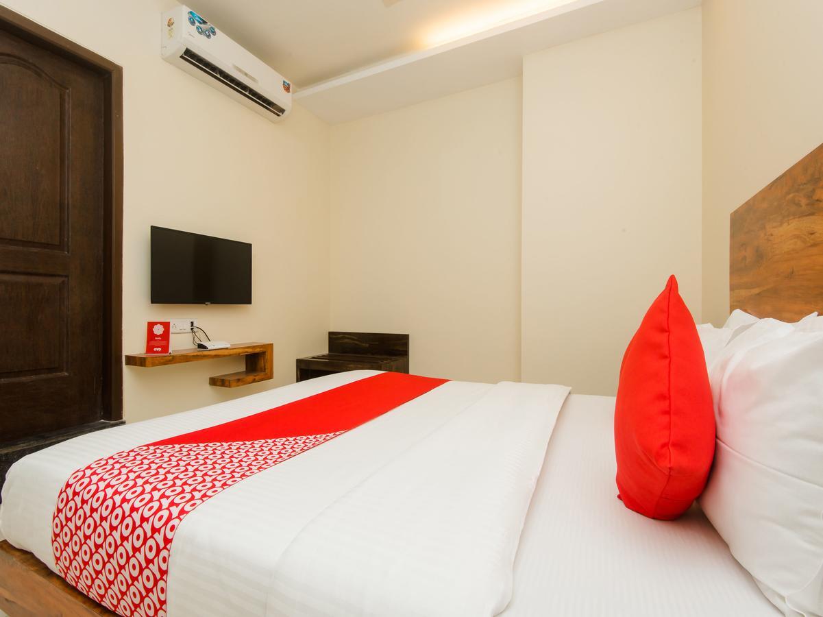 Hotel Sai Comforts Bapane Exterior foto