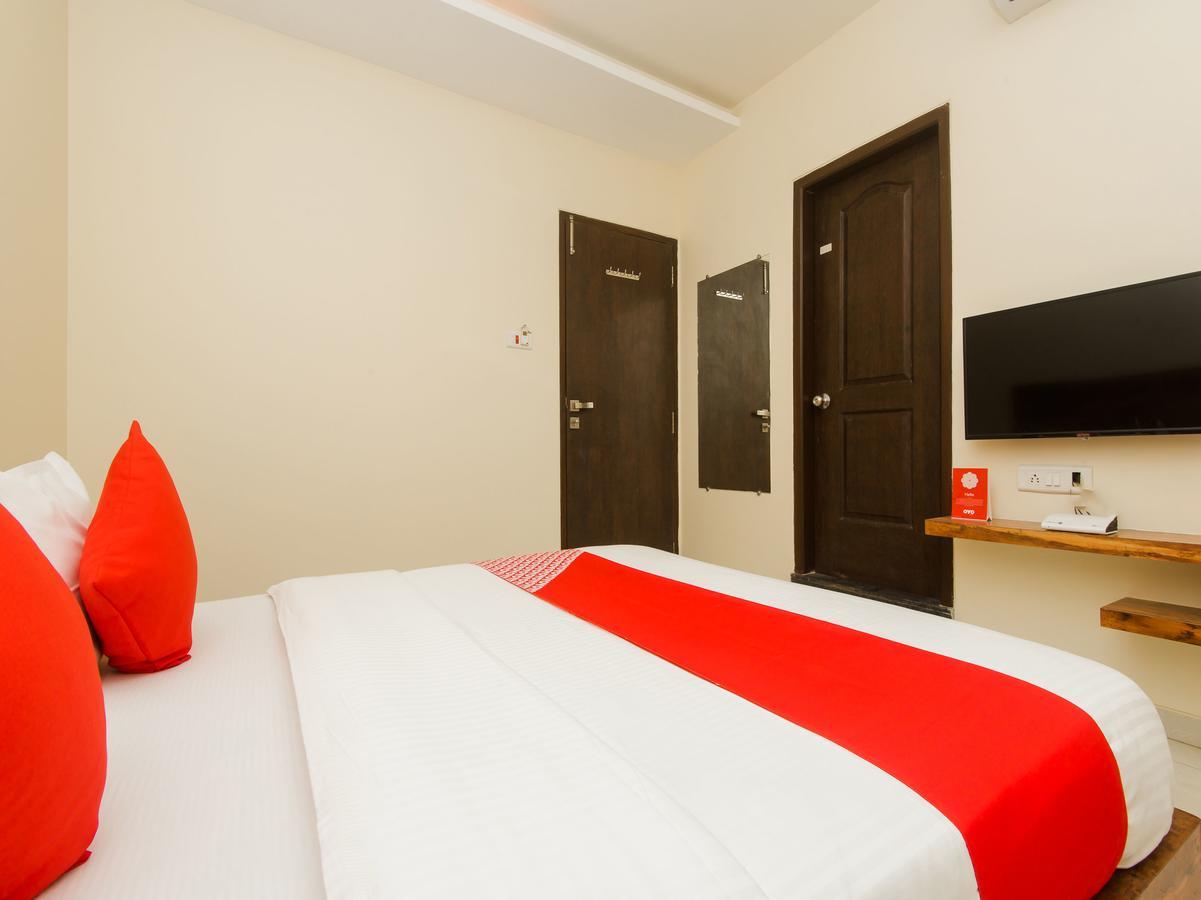 Hotel Sai Comforts Bapane Exterior foto