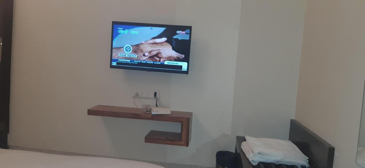 Hotel Sai Comforts Bapane Exterior foto
